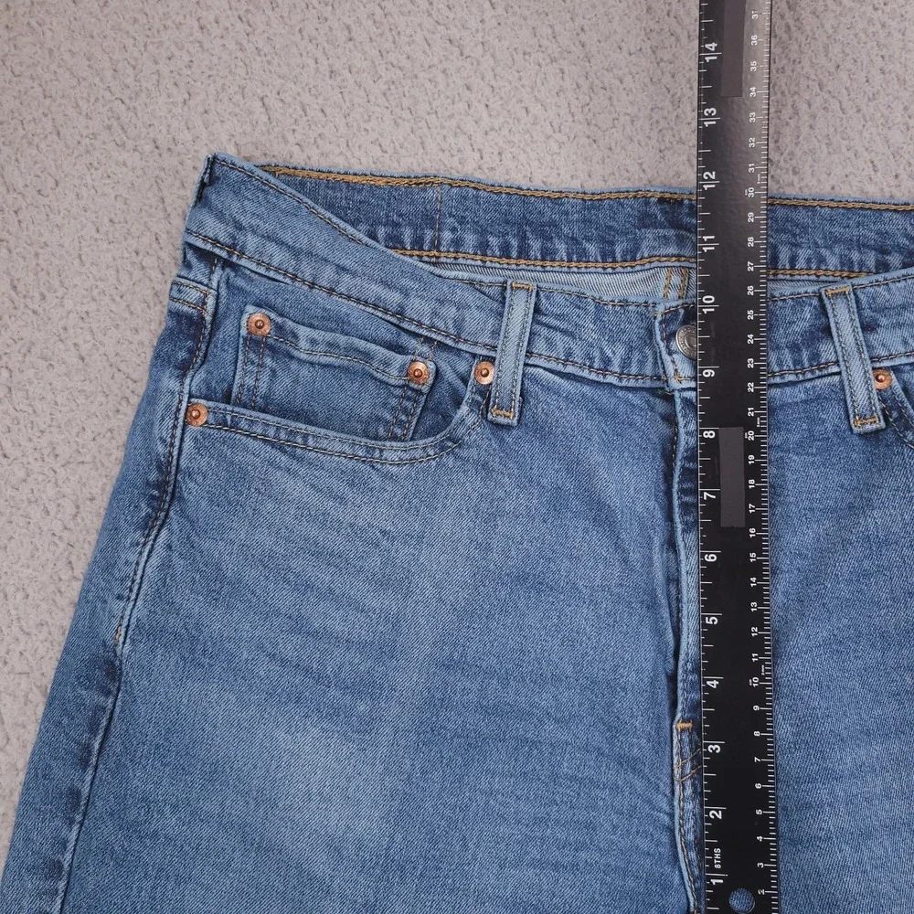 LEVIS 541 Jeans Mens Size 33x32 Athletic Fit Slim Leg Medium Wash Stretch Denim